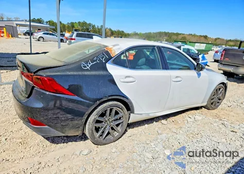 2019 Lexus Is 300 Base z USA, uszkodzony, nr VIN JTHC81D22K5039930